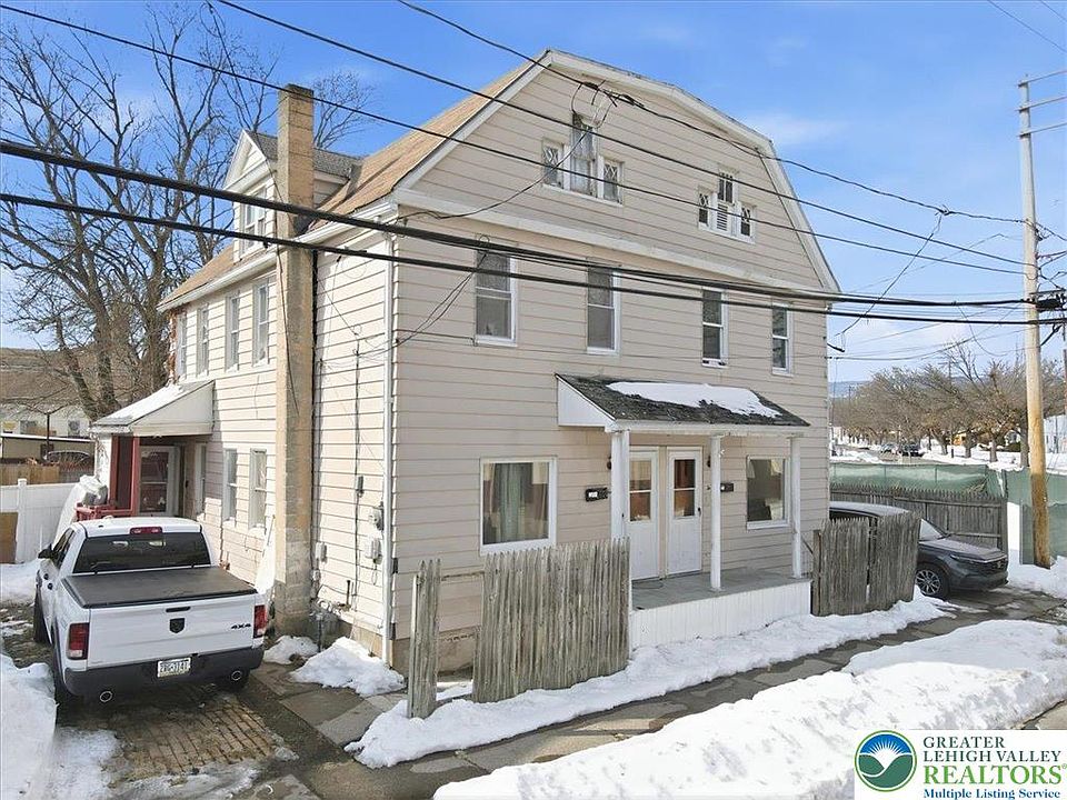 1st image of 10 Beekman St