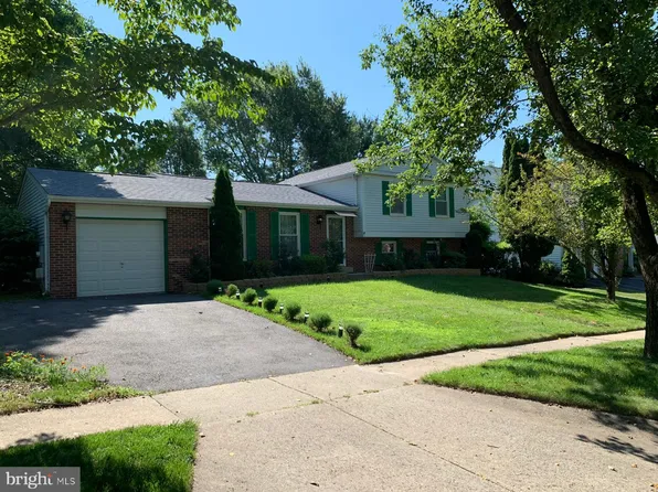 20328 Watkins Meadow Dr, Germantown, MD 20876