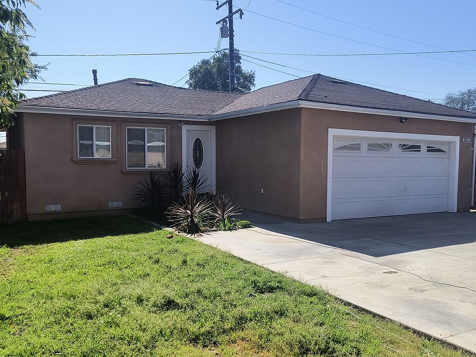 2nd image of 12830 McGee Dr