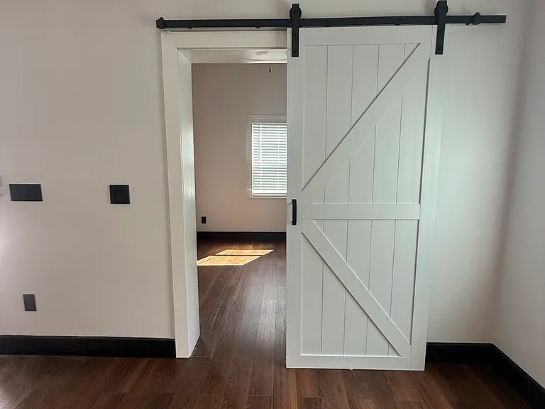 1073 Harwell St NW — Photo 37