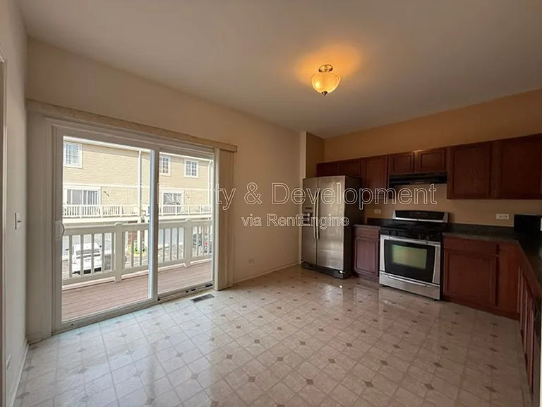 3398 Cameron Dr — Photo 4