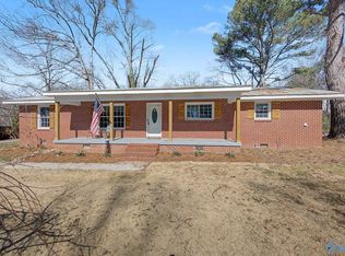 403 Arcadia St SW, Hartselle, AL 35640