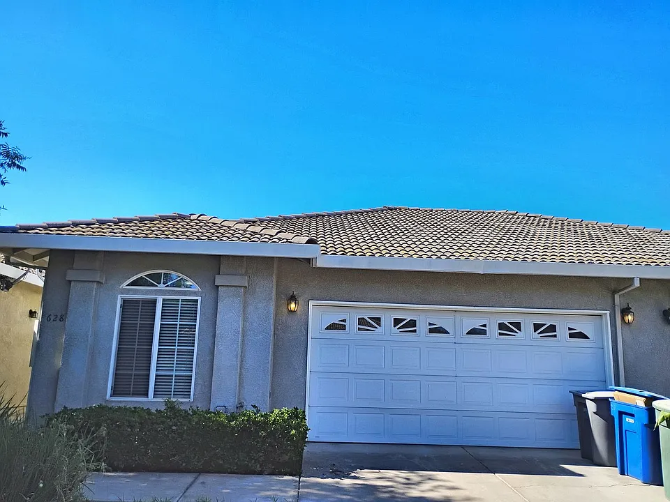 628 Gateway Dr