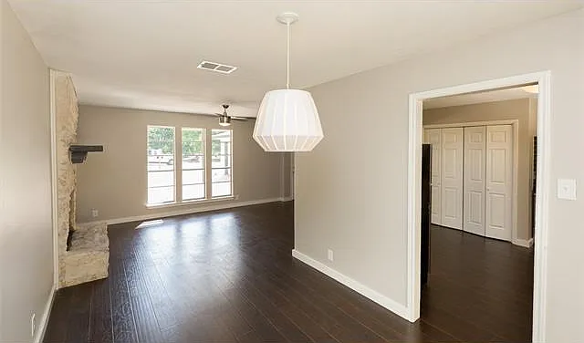 304 S Burnet St — Photo 8
