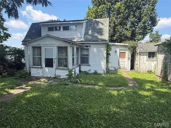 2622-2626 Rackliffe St, Hannibal, MO 63401