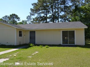 142 Cherokee Cir, Hinesville, GA 31313