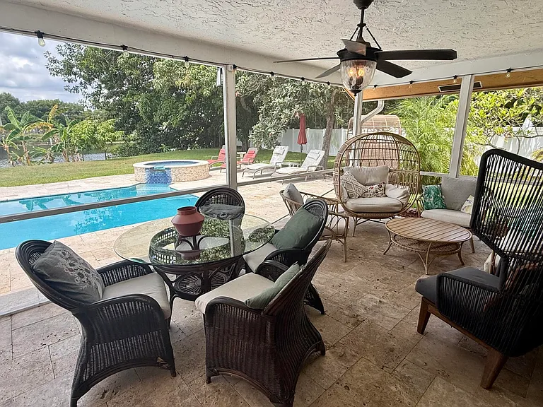 1526 Cormorant Rd — Photo 13