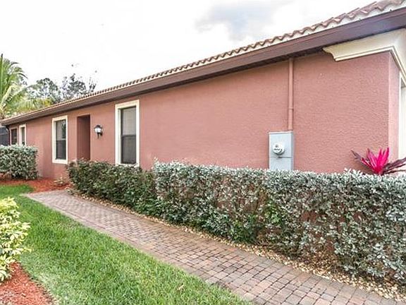 3rd image of 9496 River Otter Dr