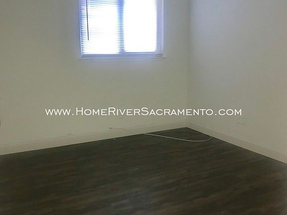 5th image of 5908 Pomegranate Ave