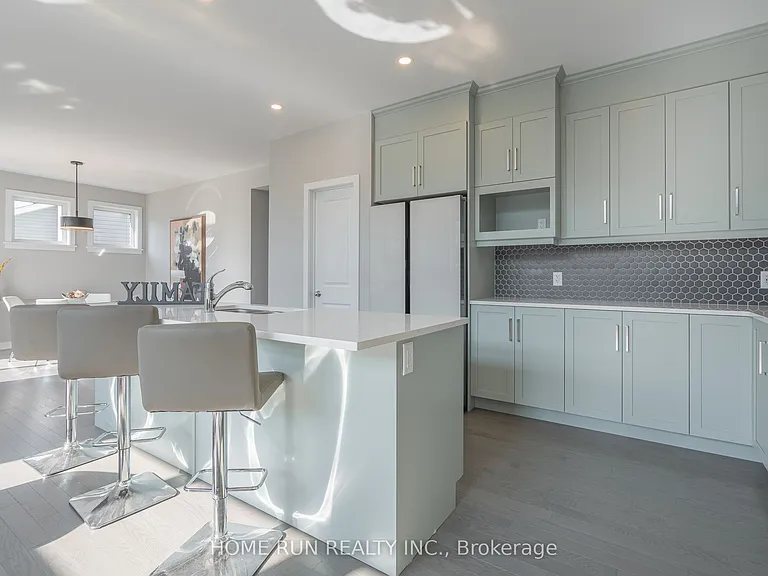 271 Ketchikan Cres — Photo 20