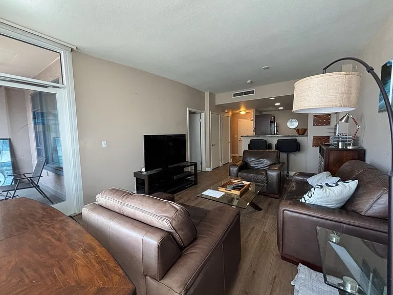 530 K St #506 — Photo 4