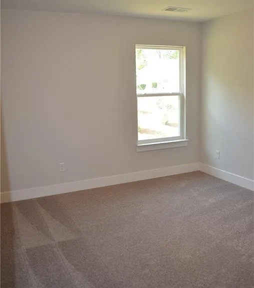 28 Trace Blf — Photo 23