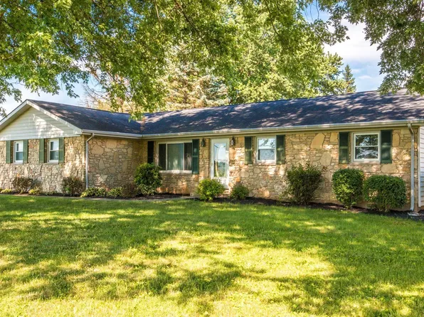 115 E Alta Ln, Connersville, IN 47331