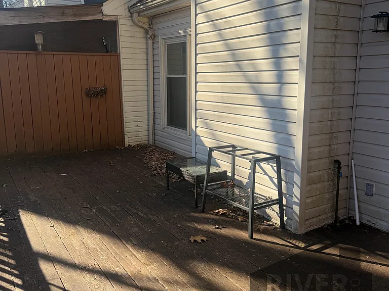 212 Woodcastle Dr — Photo 22