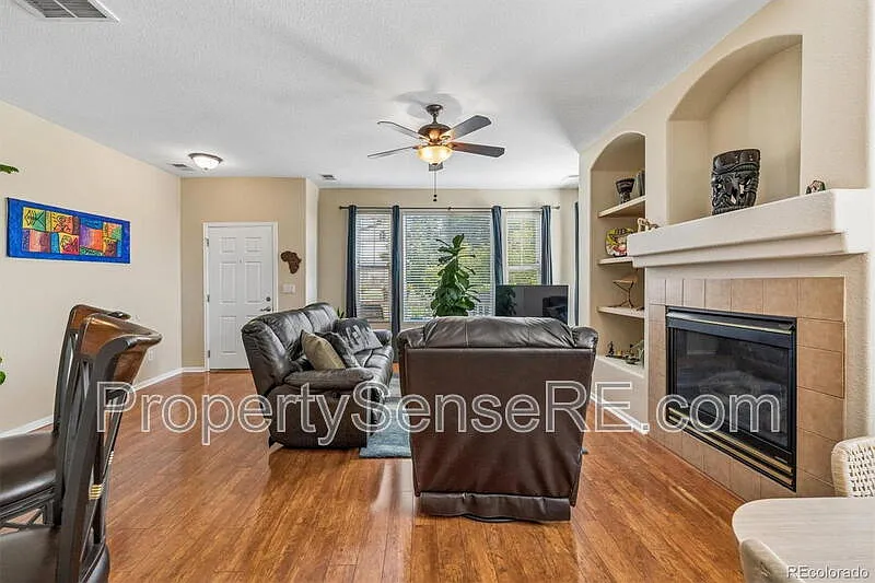 3 bed, 2.5 bath, $3,200 — Photo 3