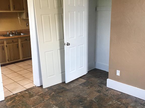 2nd level bedroom