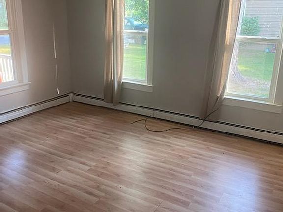 3rd image of 218 N Baldwin St APT 1