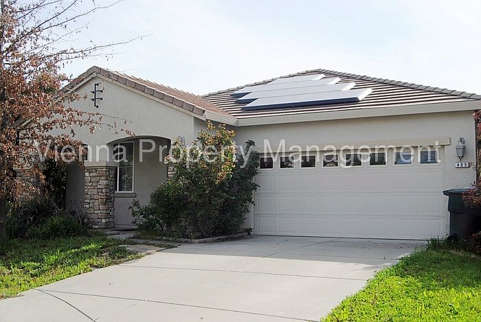 1st image of 405 Tara Bella Pl