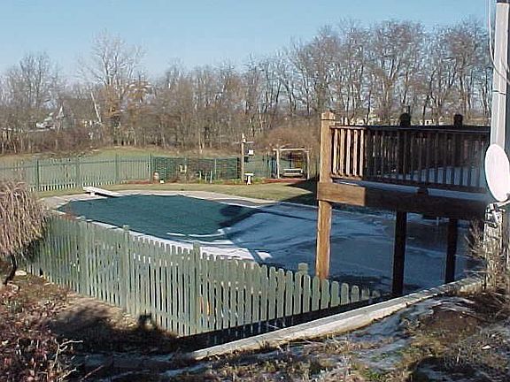 18x36 Inground Pool with Diving Board