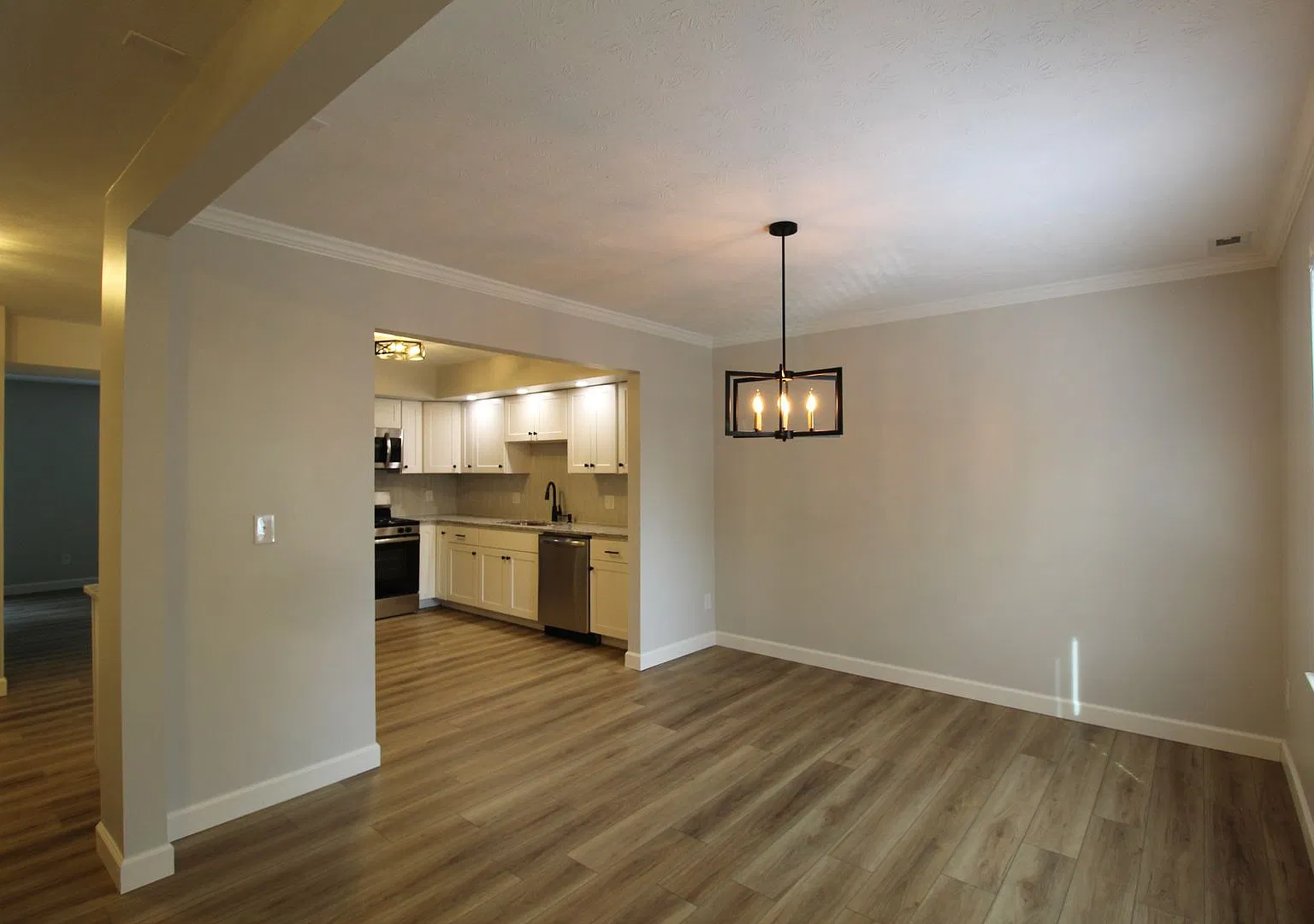 Completely Remodeled 3-Bedroom Townhome near Downtown & JMU! Coming Soon! — Photo 2