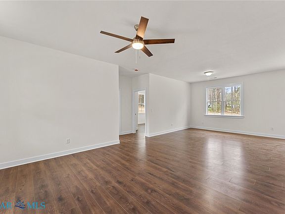 3rd image of 8986 Marlfield Rd