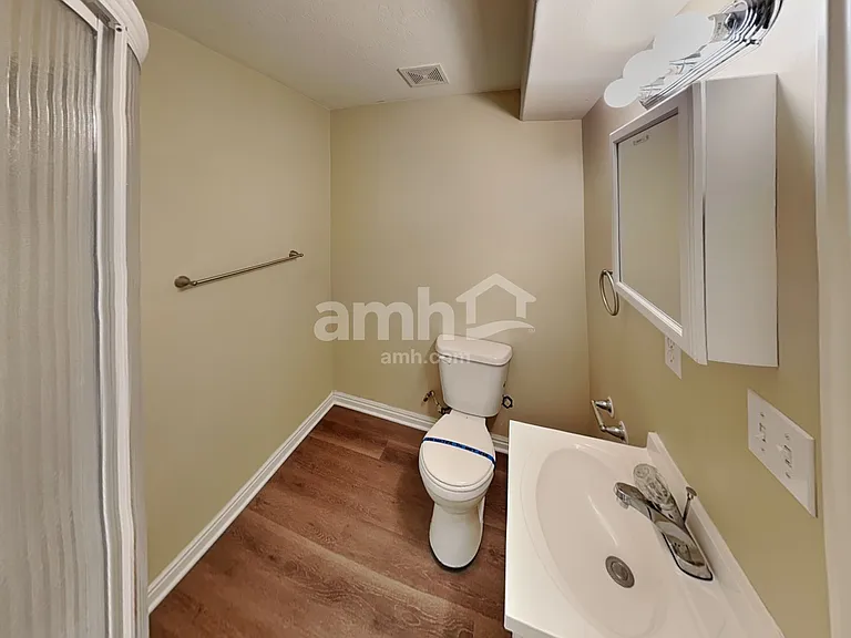 1538 N 200 W — Photo 18