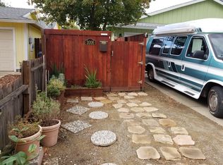 3006 53rd St, Sacramento, CA 95820