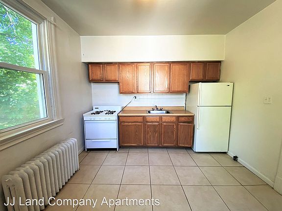 5th image of 1138 N Euclid Ave APT 1