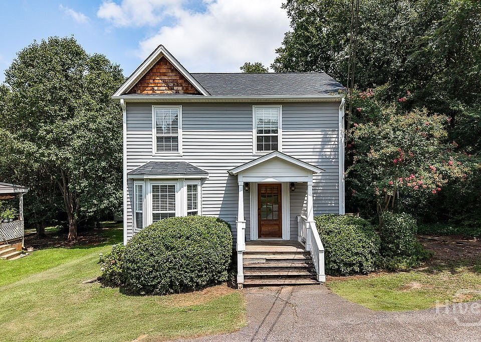 1st image of 560 Sunset Drive