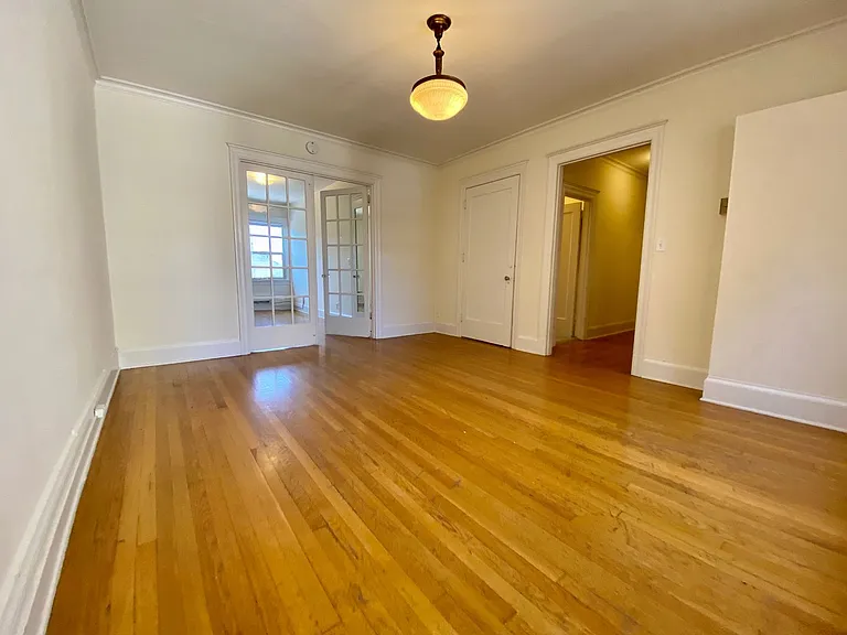Campus Apartments — Photo 16