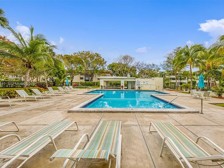 6075 N Sabal Palm Blvd #210 — Photo 26