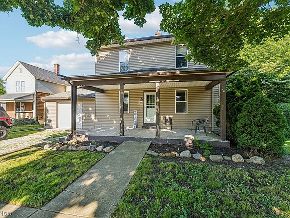 2nd image of 102 Maple Ave