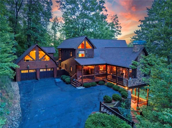 206 Kennebec Dr, Mineral Bluff, GA 30559