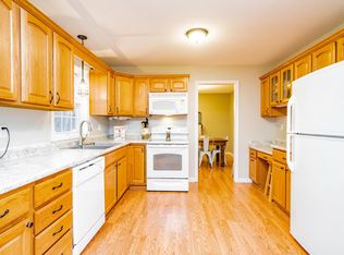 11 Elm Ave, Enfield, CT 06082