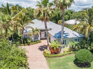 2825 Saint Barts Sq, Vero Beach, FL 32967
