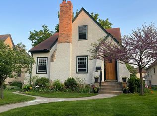 1650 Juno Ave, Saint Paul, MN 55116