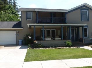33 Gibson St, North East, PA