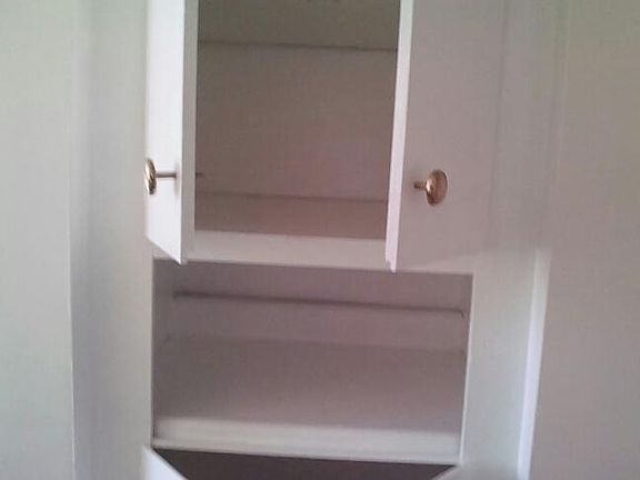 3rd image of 5850 Lexington Ave APT 207