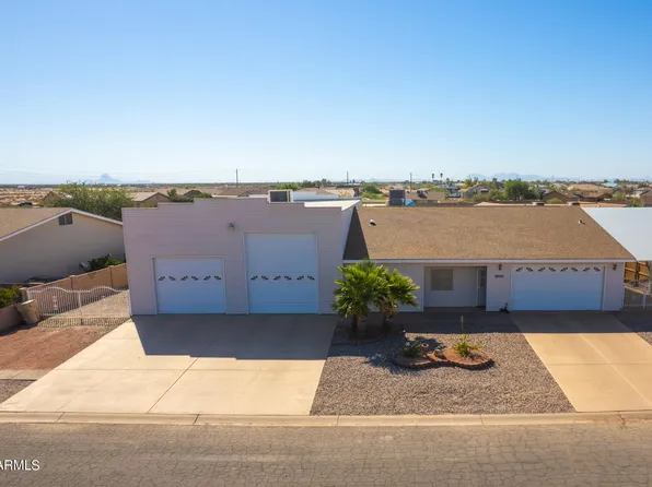 8209 W RAVEN Drive, Arizona City, AZ 85123
