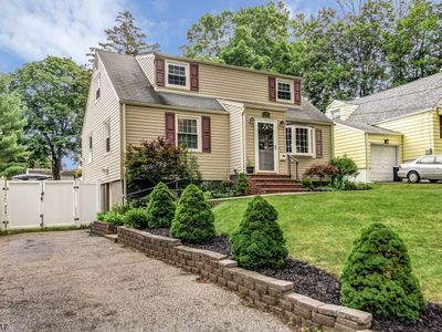 84 Mayfair Dr, West Orange, NJ, 07052