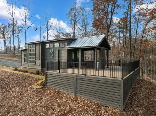 200 Wilkins Dr, Houston, AL 35572