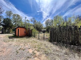 16 Jimenez Romero Rd, Santa Fe, NM 87506