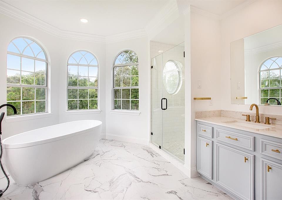 1st image of 19873 Pretty Woods Ln