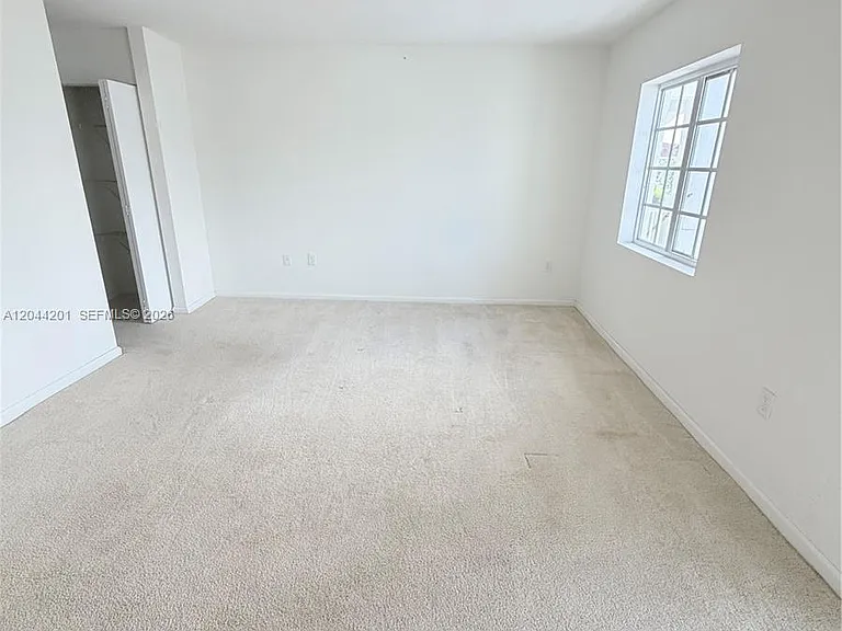 119 SW 6th Ln #119 — Photo 26
