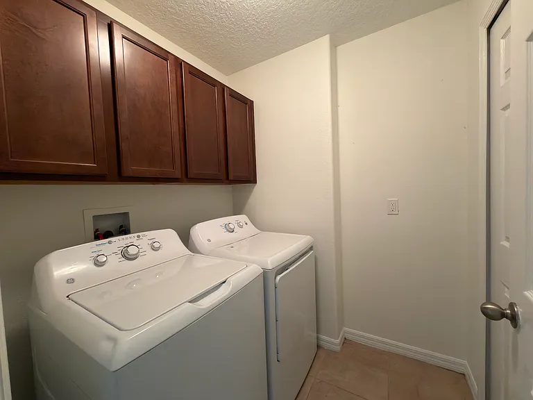 1036 Laurel Ridge Ln — Photo 18