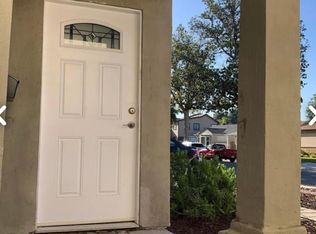 17411 Haynes St, Lake Balboa, CA 91406