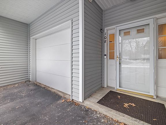 3rd image of 190 S Quinsigamond Ave APT 108