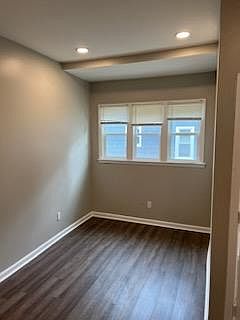 4th image of 1233 Eggert Rd