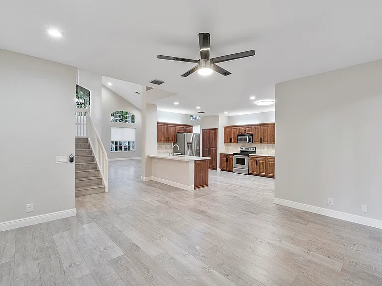6364 NW 78th Dr — Photo 17