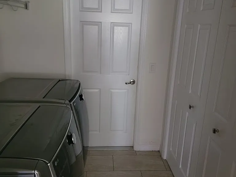 321 W Climbing Ivy Ct — Photo 15
